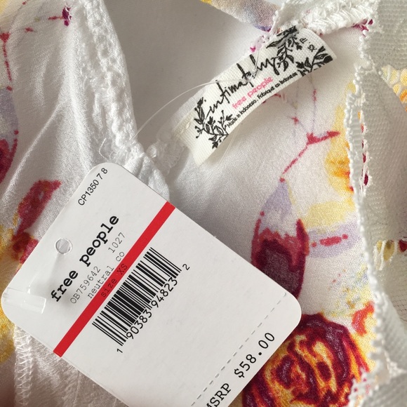 Free People Intimately floral lace top. XS - Picture 5 of 8